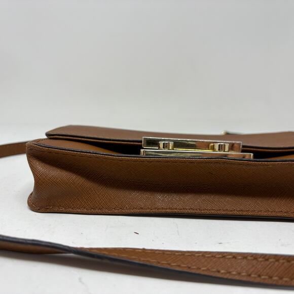 Michael Kors Crossbody Flap Top Bag Chain Wax Canvas Tan Gold - Picture 6 of 10